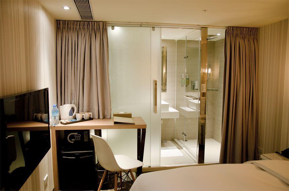Via Loft Hotel Taipei Exterior photo