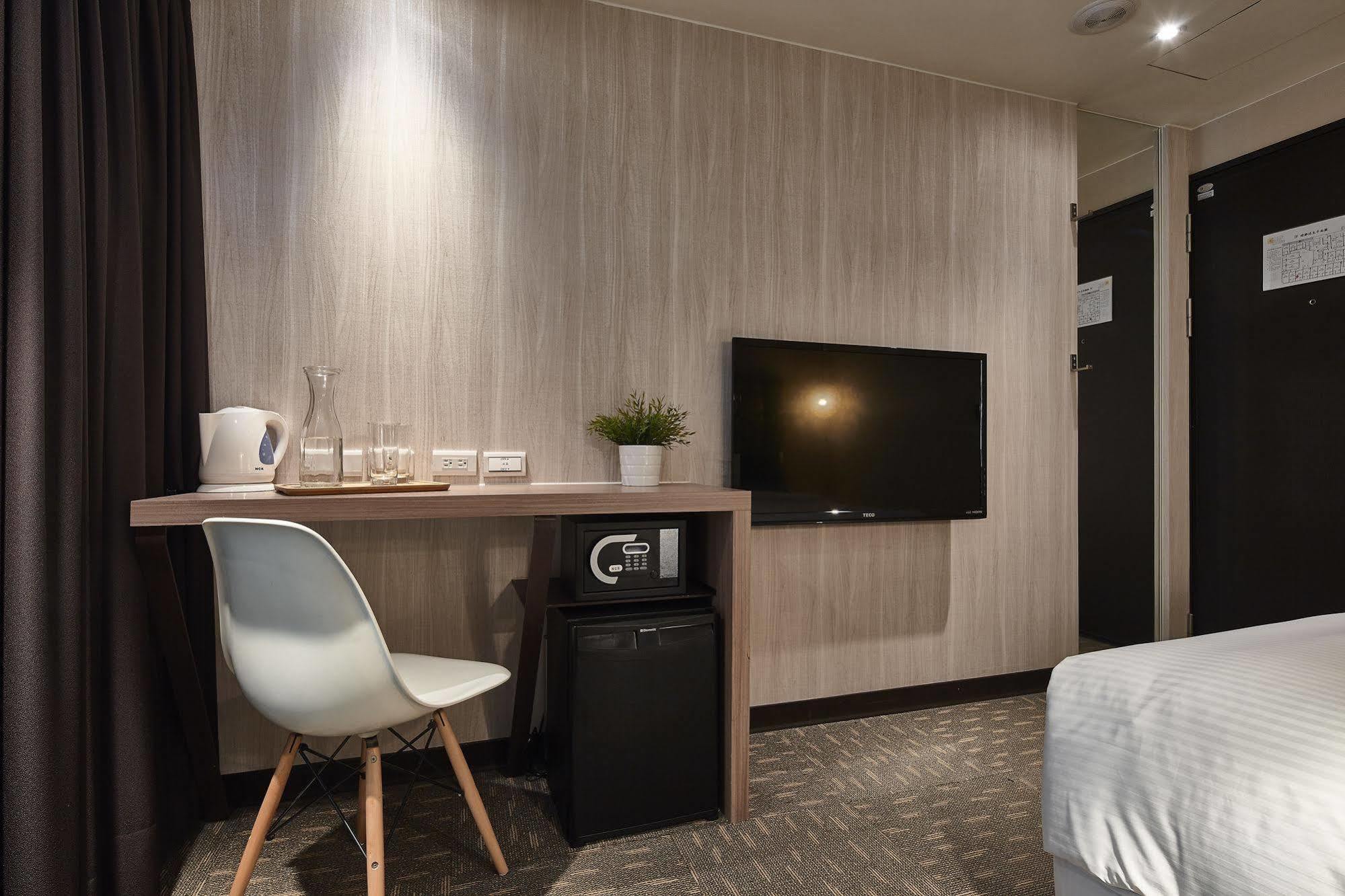 Via Loft Hotel Taipei Exterior photo