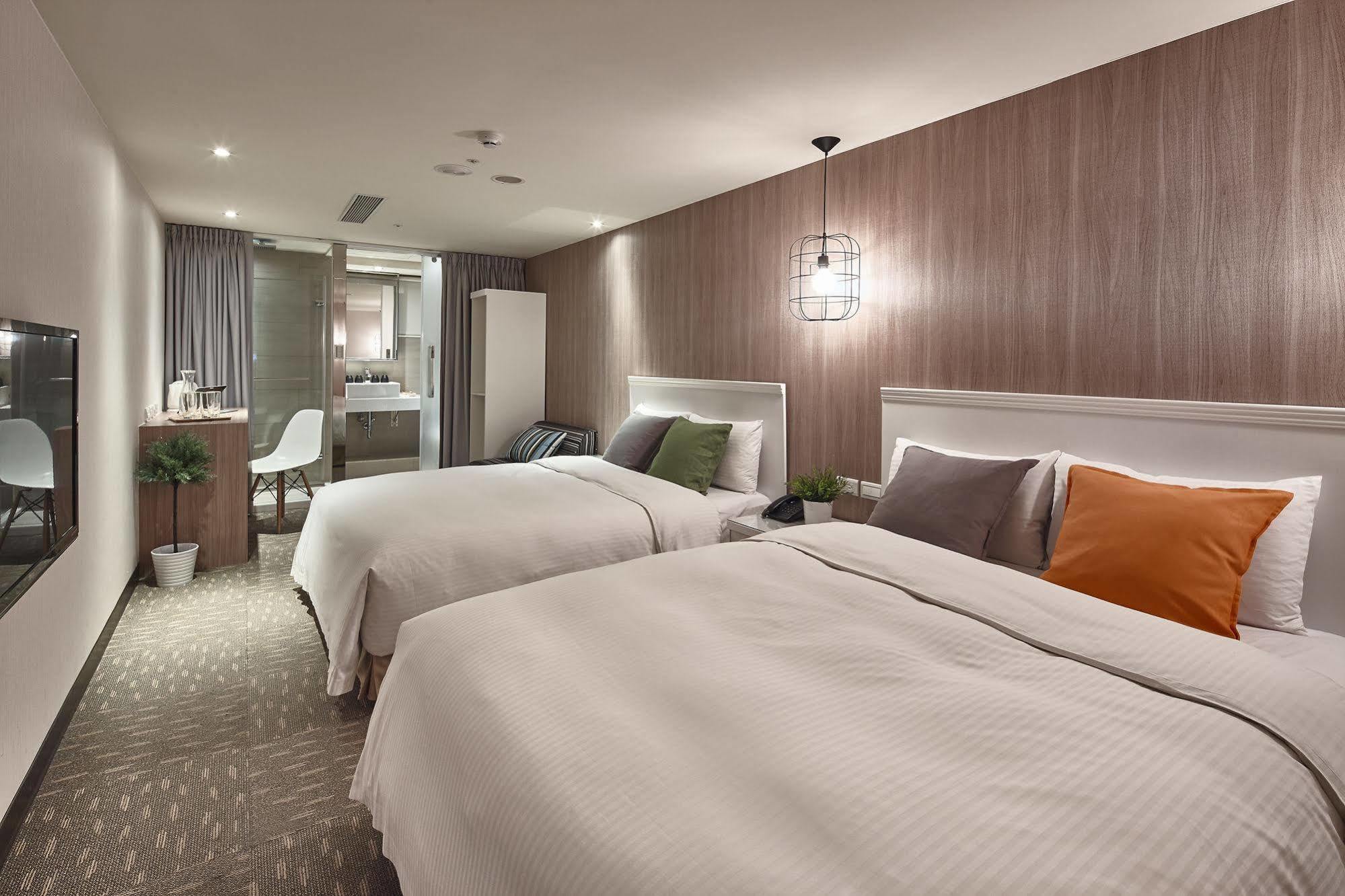 Via Loft Hotel Taipei Exterior photo