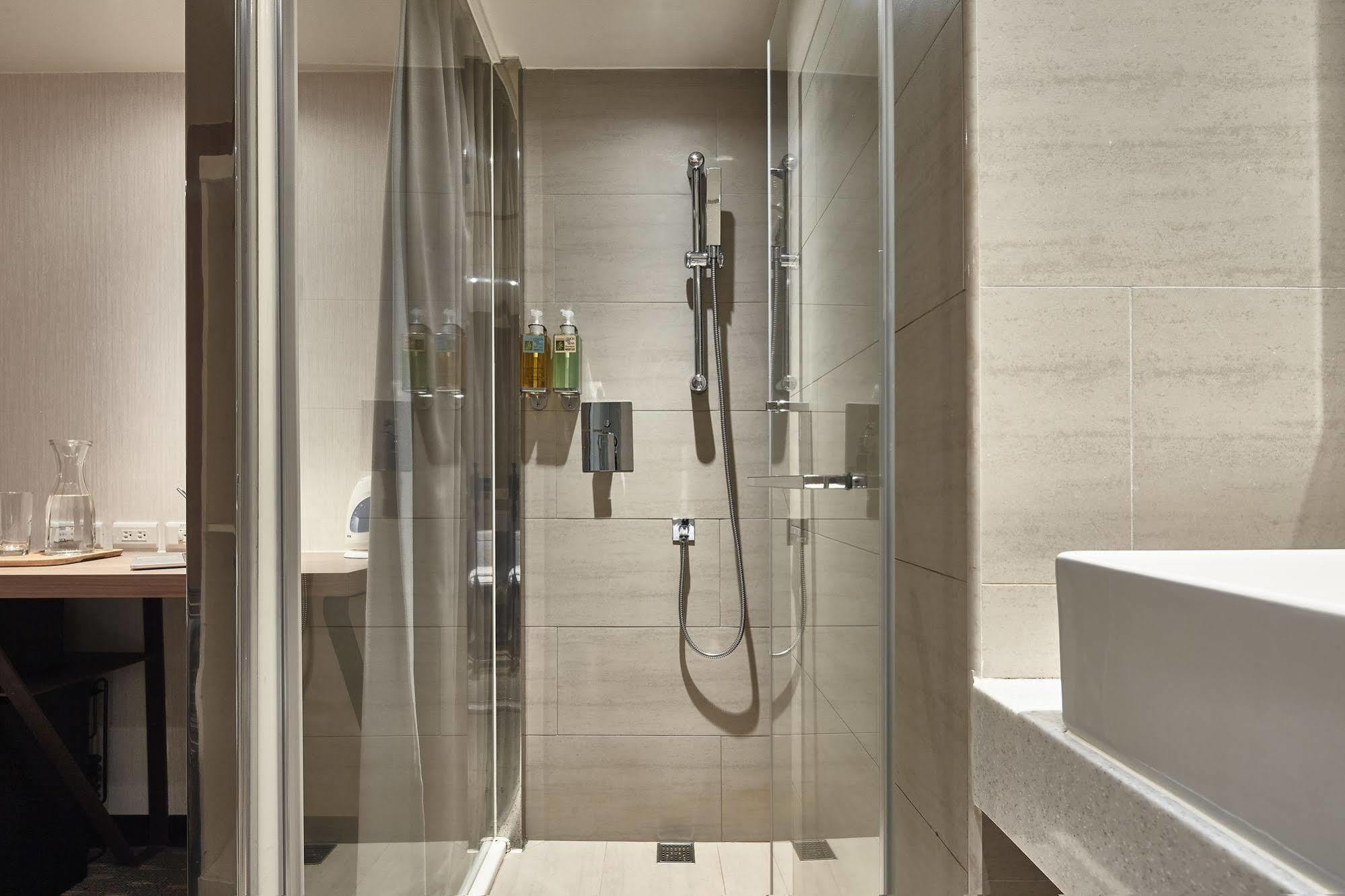Via Loft Hotel Taipei Exterior photo
